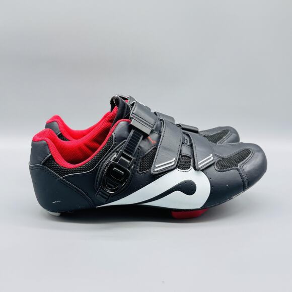 Peloton Shoes Mens 8 Black Cycling Sneaker Look Delta Cleats Ratchet Straps Road - Picture 1 of 12